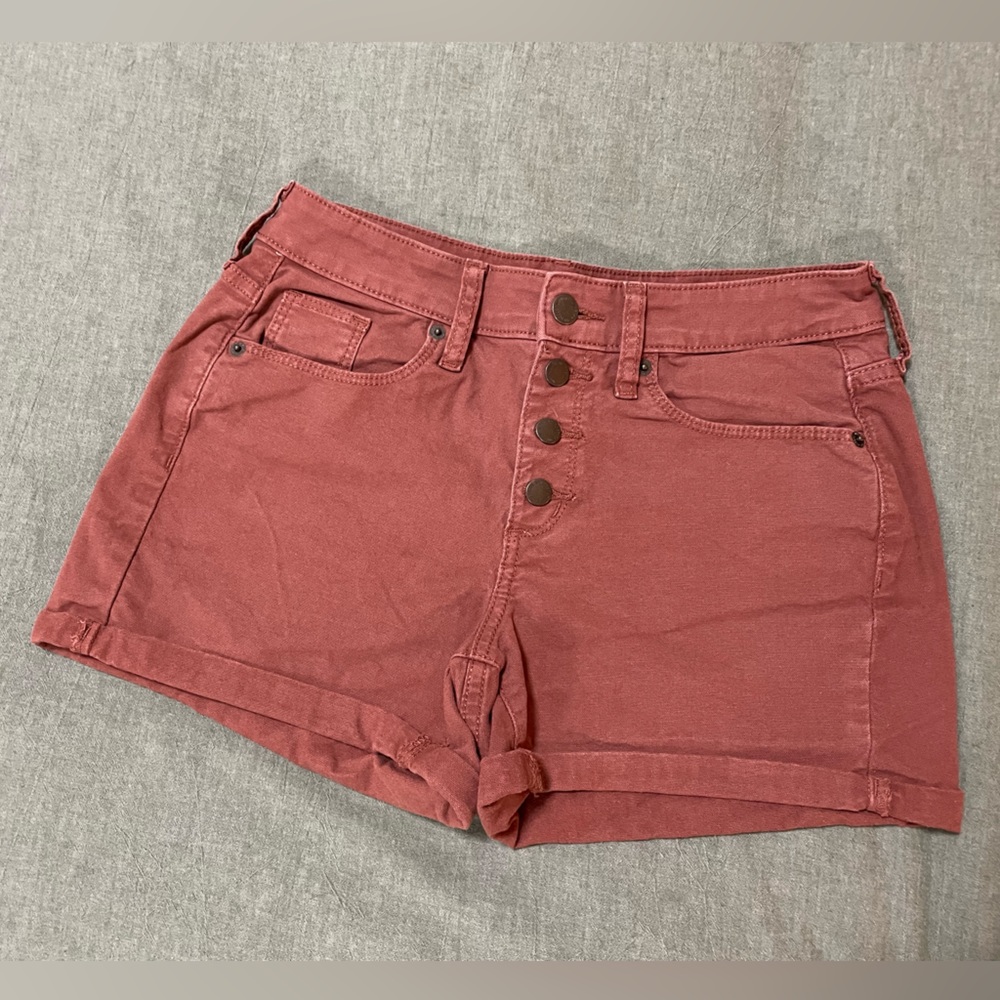 Universal threads high rise midi shorts size 2/26